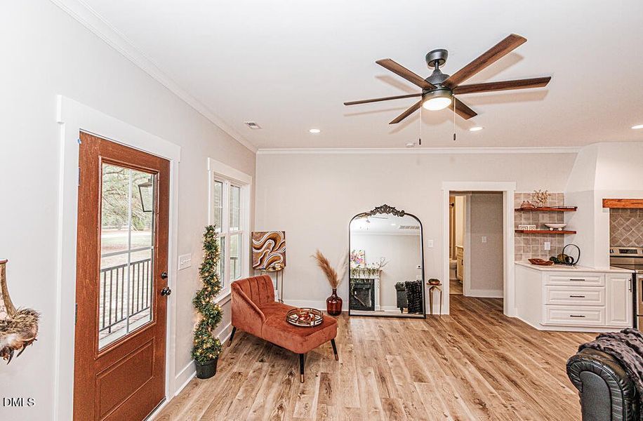 0022-IMG_0023 0022-IMG_0023