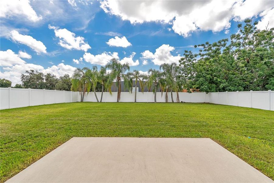 Exterior details and patio area of a home in Sand Lake Groves, Bartow (Image 20). Exterior details and patio area of a home in Sand Lake Groves, Bartow (Image 20).