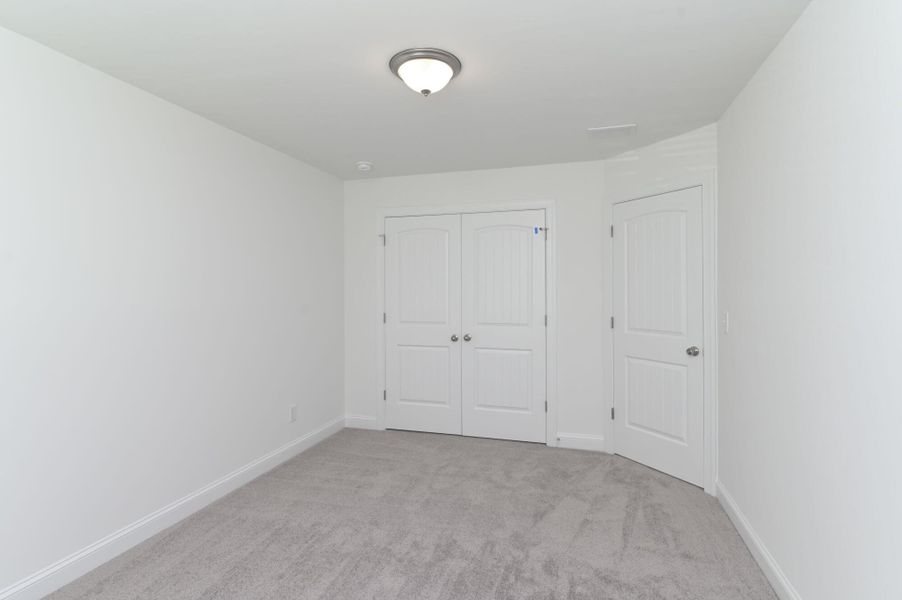 Spacious, unfurnished interior of a new home in Kensington Place Townhomes, Lexington (Image 39).