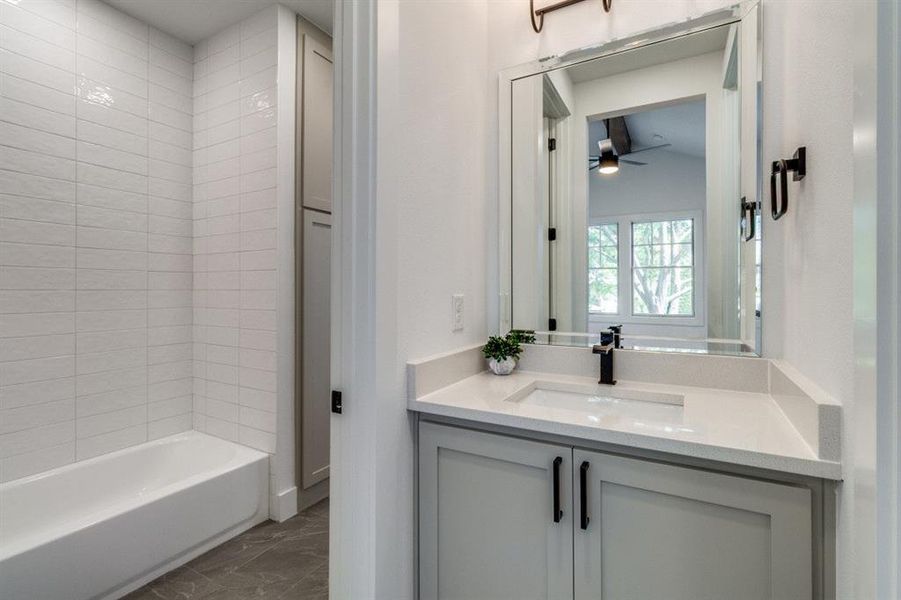 Furnished interior view inside a new home in , Dallas (Image 3). Furnished interior view inside a new home in , Dallas (Image 3).