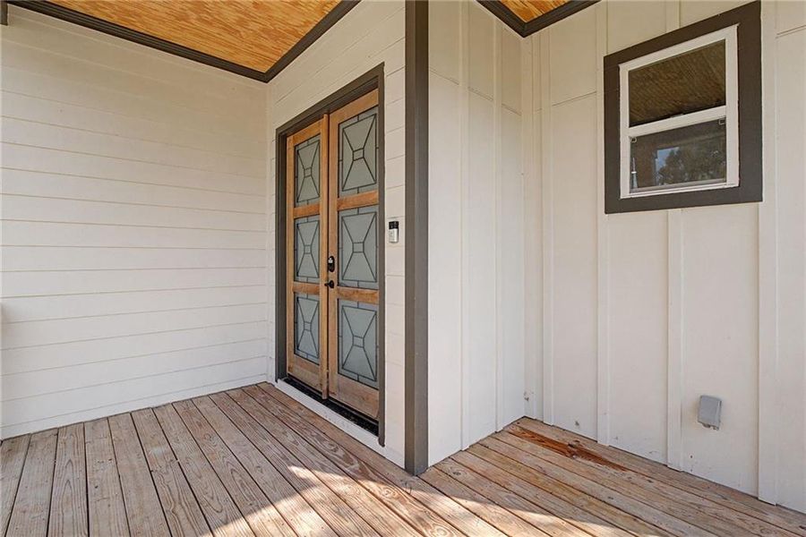 Exterior details and patio area of a home in , Atlanta (Image 27).