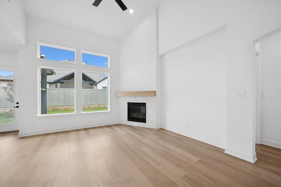 Spacious, unfurnished interior of a new home in Pecan Square - Gardens, Northlake (Image 20). Spacious, unfurnished interior of a new home in Pecan Square - Gardens, Northlake (Image 20).