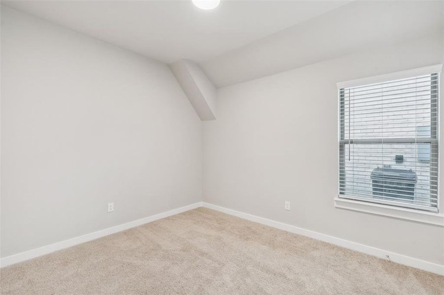 Spacious, unfurnished interior of a new home in , Red Oak (Image 21).
