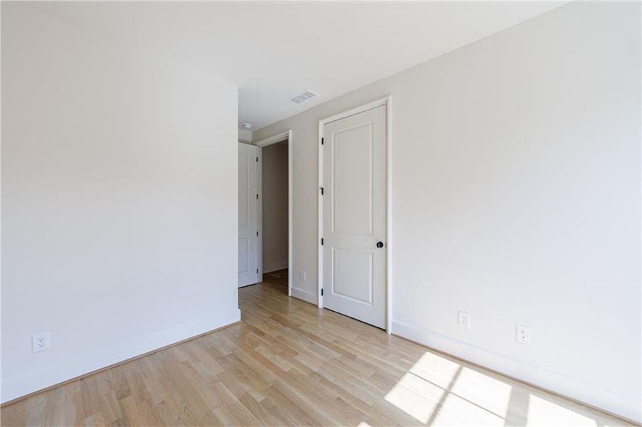 Spacious, unfurnished interior of a new home in Delmont, Atlanta (Image 44).