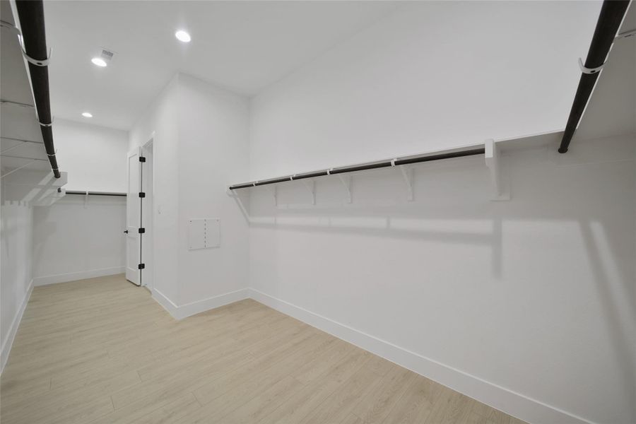 Spacious, unfurnished interior of a new home in Butlers Bend Estates, Pinehurst (Image 11). Spacious, unfurnished interior of a new home in Butlers Bend Estates, Pinehurst (Image 11).