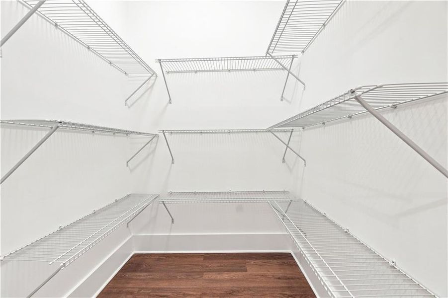 Spacious, unfurnished interior of a new home in , Gainesville (Image 33). Spacious, unfurnished interior of a new home in , Gainesville (Image 33).