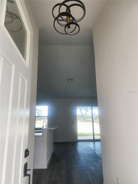 Spacious, unfurnished interior of a new home in , Dunnellon (Image 33).
