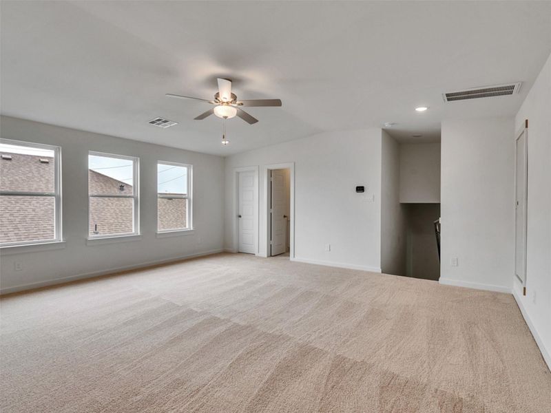 Spacious, unfurnished interior of a new home in , Angleton (Image 21). Spacious, unfurnished interior of a new home in , Angleton (Image 21).