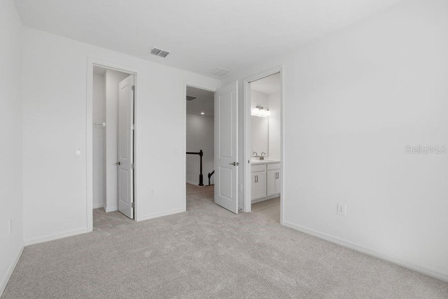 Spacious, unfurnished interior of a new home in Firethorn, Parrish (Image 25).