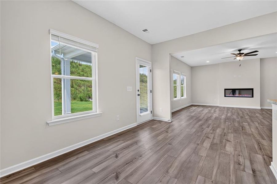 Spacious, unfurnished interior of a new home in Saddle Ridge, Calhoun (Image 25).