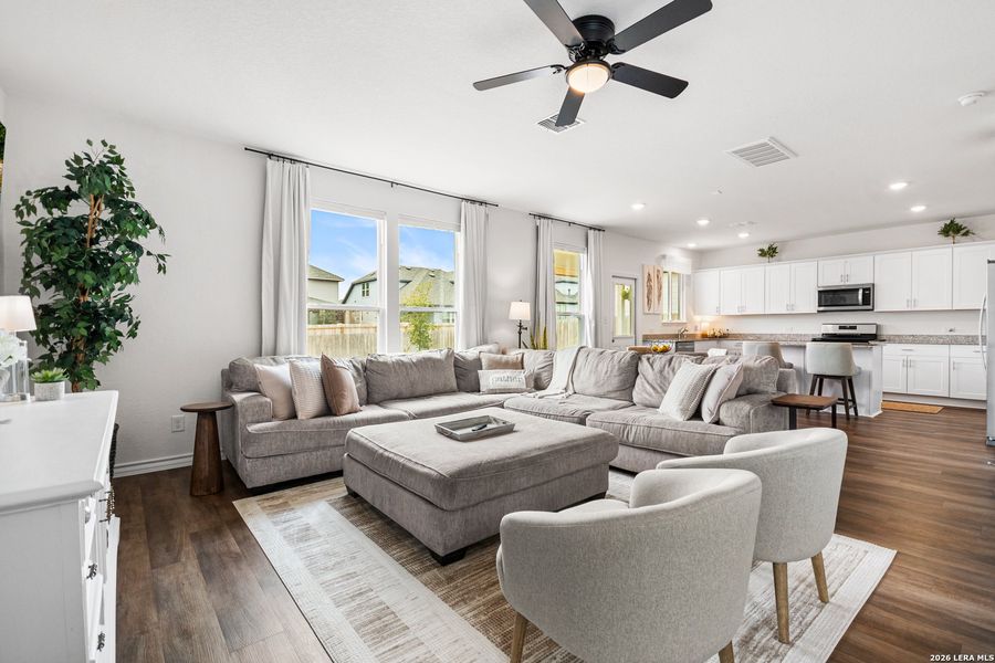 Furnished interior view inside a new home in Corley Farms, Boerne (Image 19).