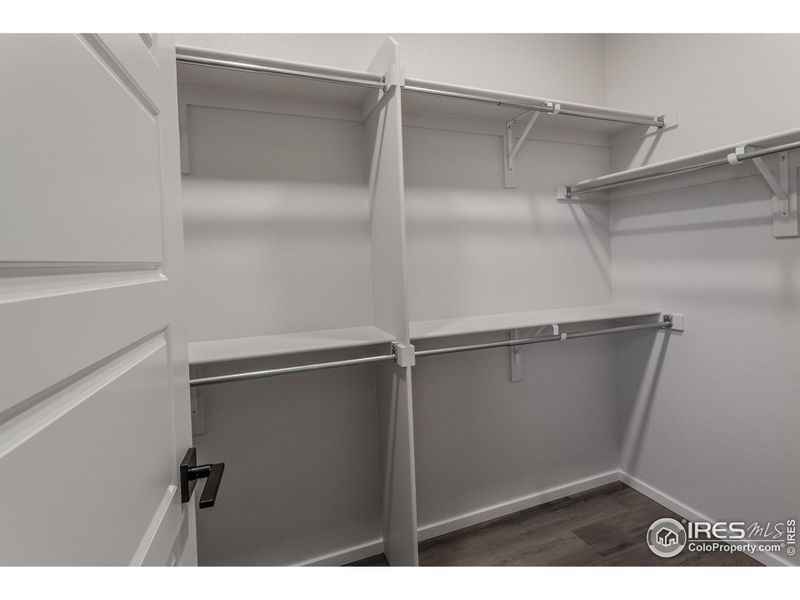 MASTER BEDROOM WALK IN CLOSET