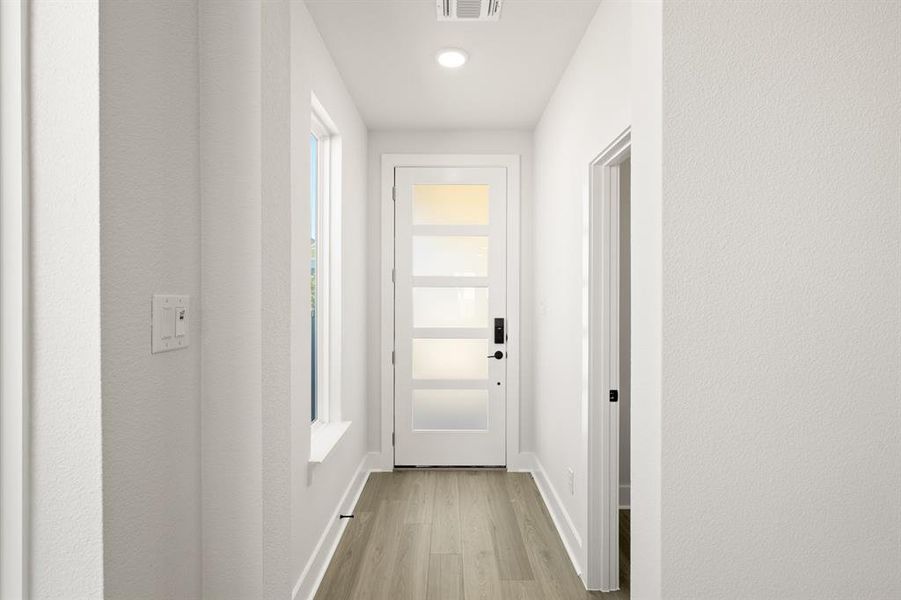 1509 Laurel- Entry-1