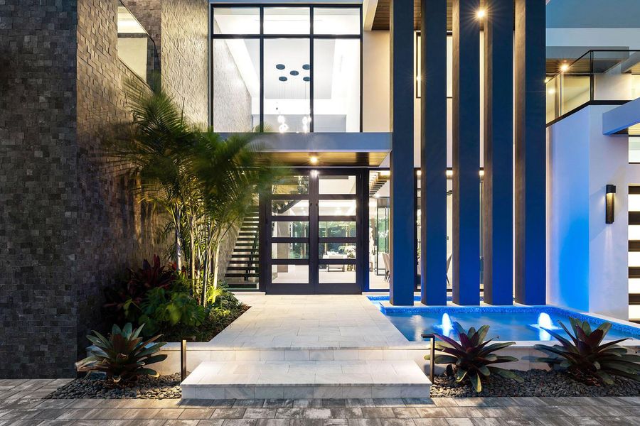 Spacious, unfurnished interior of a new home in , Boca Raton (Image 24).