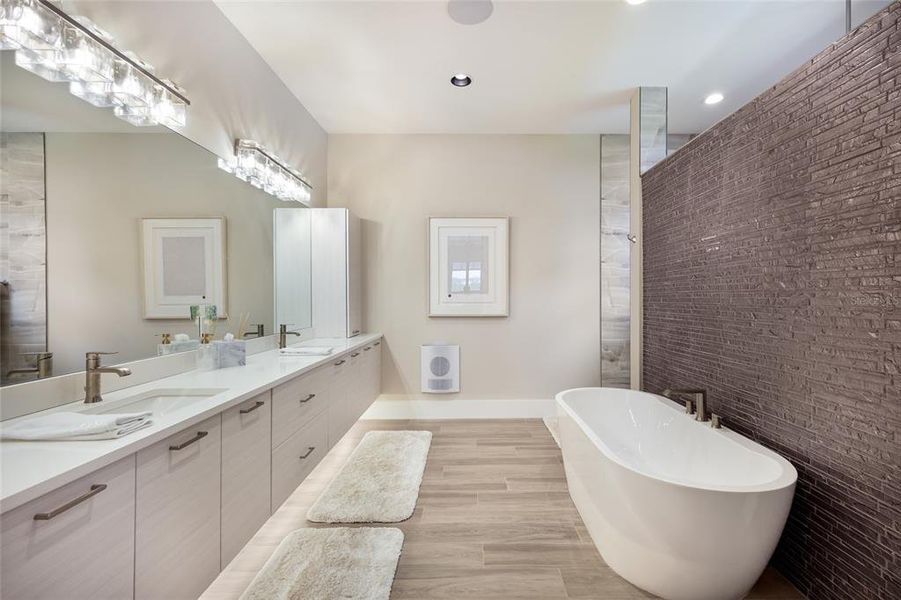 Furnished interior view inside a new home in , Palmetto (Image 41).