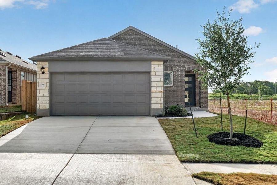 207 Bayou Mint Boulevard ~ Ready Now 207 Bayou Mint Boulevard ~ Ready Now