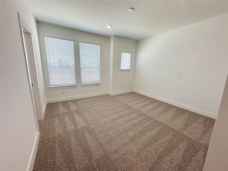 Spacious, unfurnished interior of a new home in Sienna, Missouri City (Image 24). Spacious, unfurnished interior of a new home in Sienna, Missouri City (Image 24).