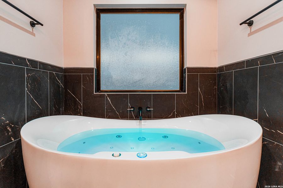 Image 25 of a home in .