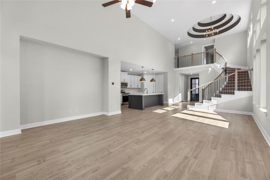 Representative image. Features, specifications, selections and colors may vary.