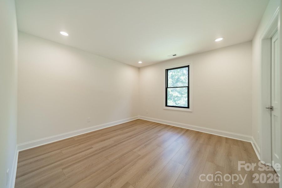 Spacious, unfurnished interior of a new home in , Wesley Chapel (Image 20). Spacious, unfurnished interior of a new home in , Wesley Chapel (Image 20).