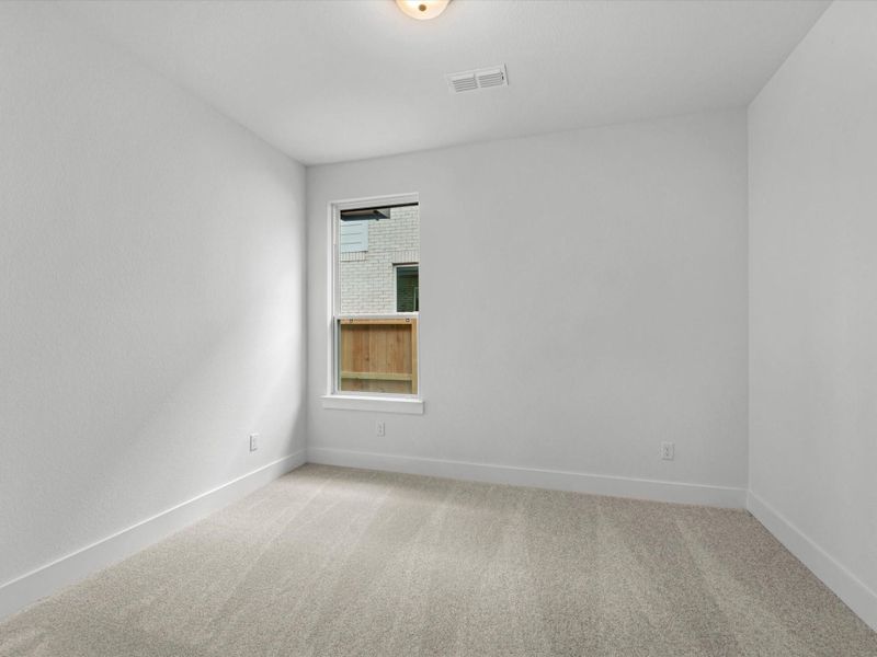 Spacious, unfurnished interior of a new home in Jubilee 50′, Hockley (Image 19).