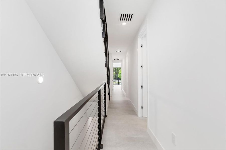 Spacious, unfurnished interior of a new home in , Miami (Image 26).