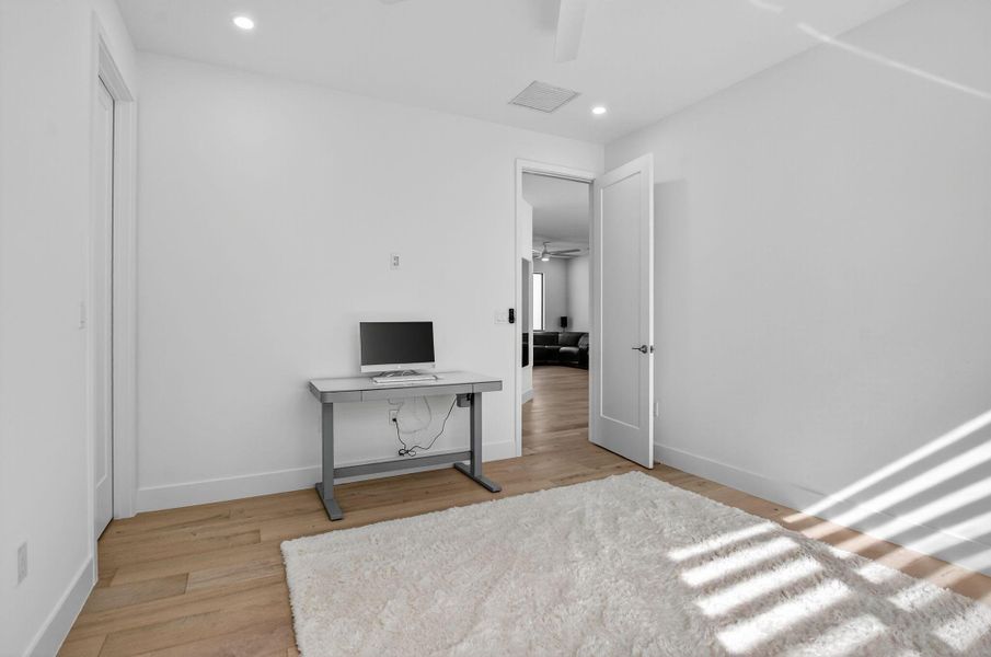 Spacious, unfurnished interior of a new home in , Boca Raton (Image 22). Spacious, unfurnished interior of a new home in , Boca Raton (Image 22).