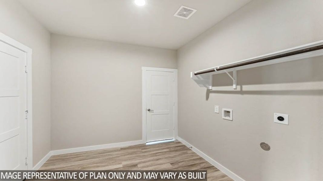 Representative unfurnished interior of a home built from the Diamond by D.R. Horton in Mill Creek Estates, Magnolia (Image 28). Representative unfurnished interior of a home built from the Diamond by D.R. Horton in Mill Creek Estates, Magnolia (Image 28).