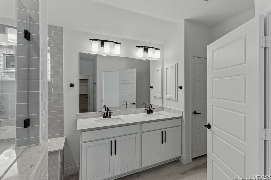 Furnished interior view inside a new home in Davis Ranch, San Antonio (Image 11). Furnished interior view inside a new home in Davis Ranch, San Antonio (Image 11).