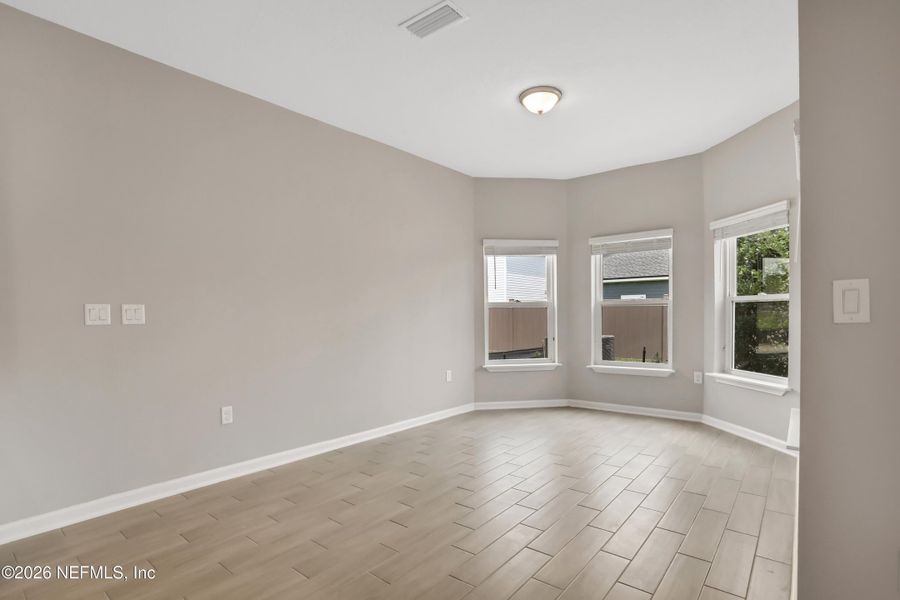 Spacious, unfurnished interior of a new home in , Orange Park (Image 26).