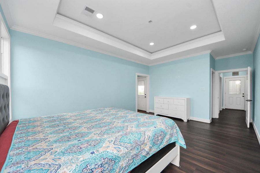 Furnished interior view inside a new home in , Dickinson (Image 12).