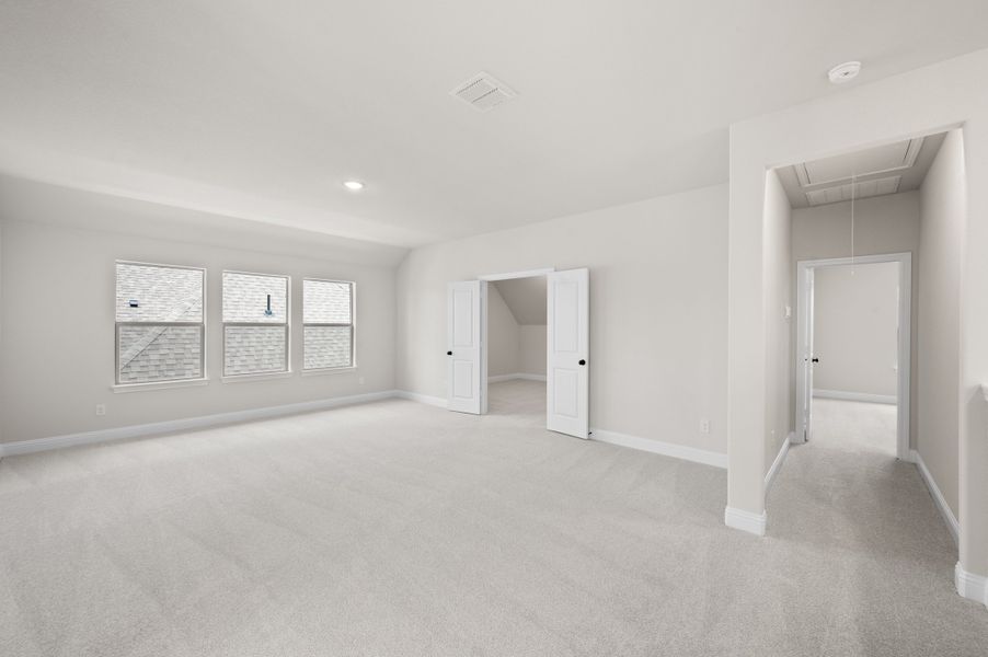 Spacious, unfurnished interior of a new home in Mockingbird Hills - Signature Series, Joshua (Image 27).