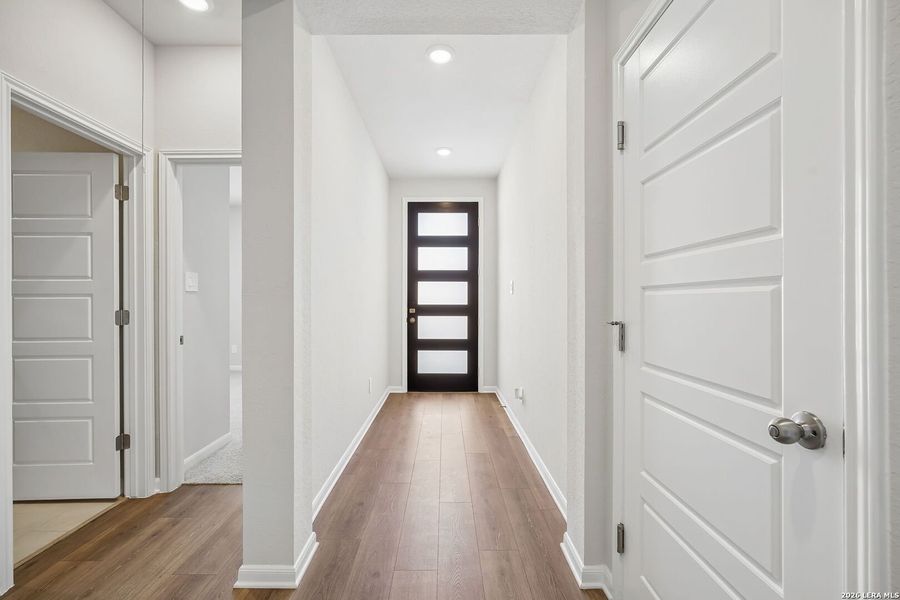 Spacious, unfurnished interior of a new home in Arcadia Ridge - Premier Series, San Antonio (Image 31). Spacious, unfurnished interior of a new home in Arcadia Ridge - Premier Series, San Antonio (Image 31).