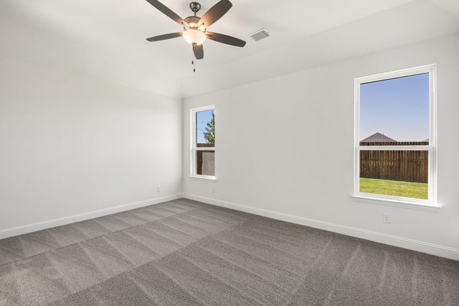 Spacious, unfurnished interior of a new home in Elevon, Lavon (Image 34).