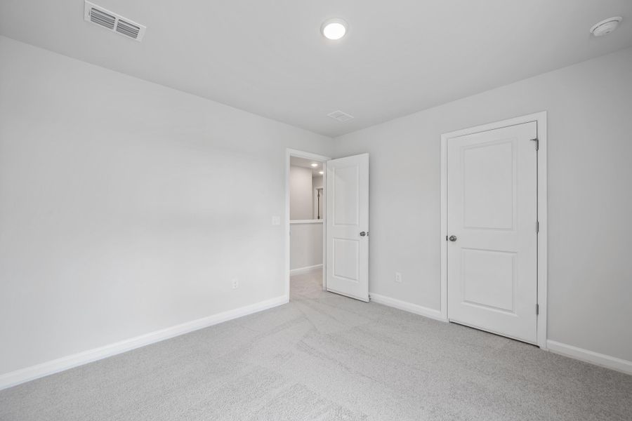 Spacious, unfurnished interior of a new home in Nexton, Summerville (Image 19).