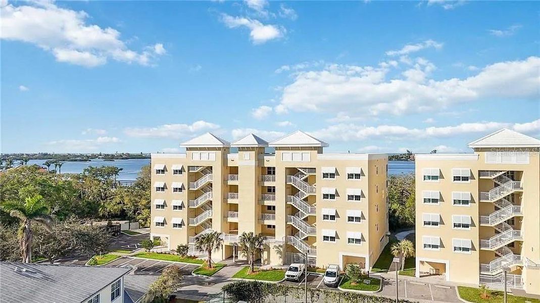 Condo located in Osprey, FL showcasing its design and architecture (Image 25). Condo located in Osprey, FL showcasing its design and architecture (Image 25).