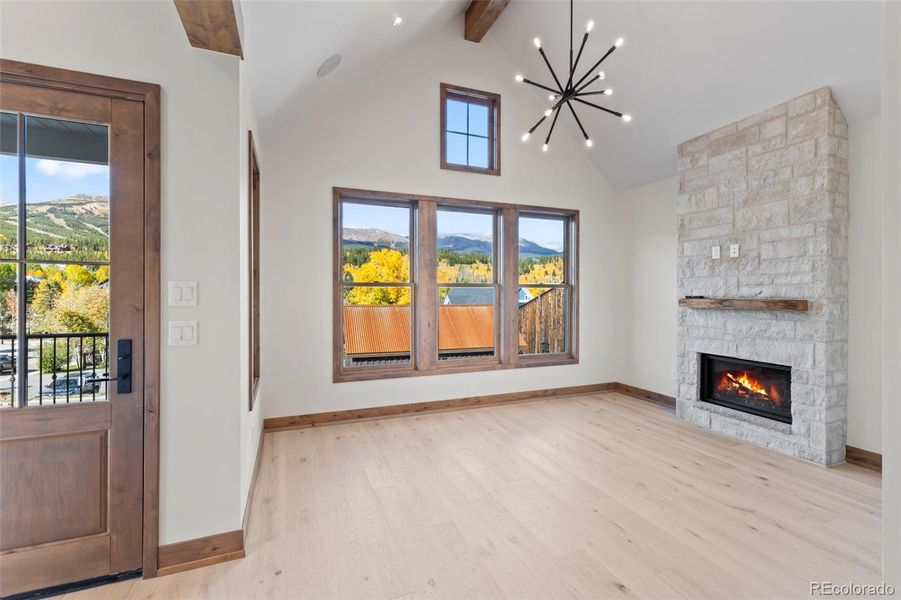 Spacious, unfurnished interior of a new home in , Breckenridge (Image 36). Spacious, unfurnished interior of a new home in , Breckenridge (Image 36).