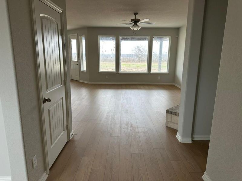 Spacious, unfurnished interior of a new home in Oak Valley, Oak Ridge (Image 13).