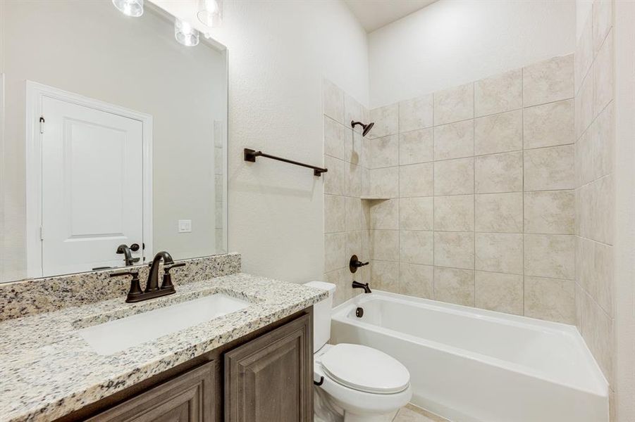 Furnished interior view inside a new home in Hampton Park, Glenn Heights (Image 4). Furnished interior view inside a new home in Hampton Park, Glenn Heights (Image 4).