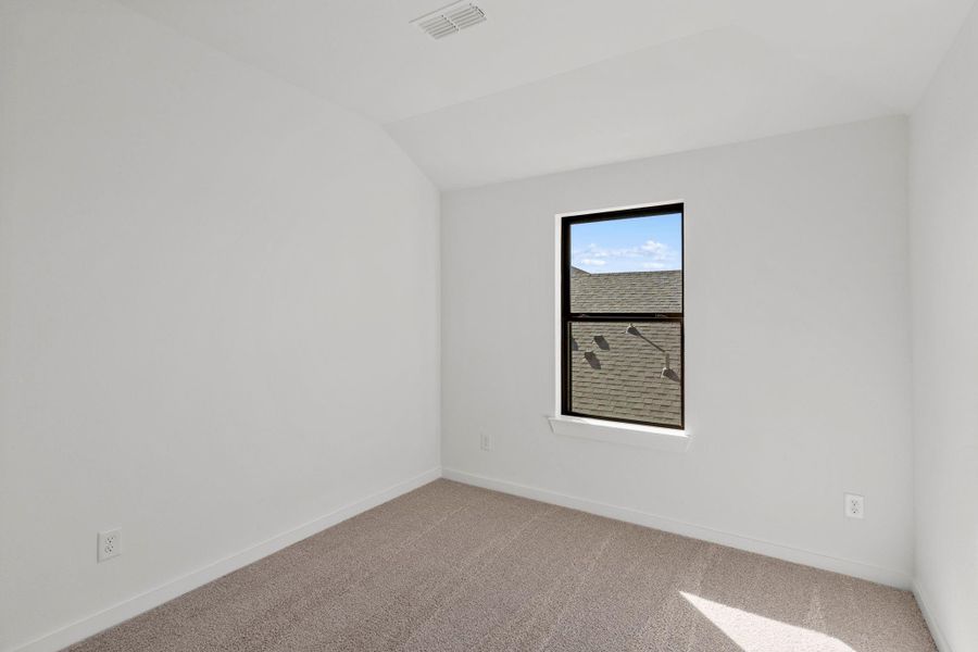 Spacious, unfurnished interior of a new home in Bridgeland 45', 50', 70', Cypress (Image 32).