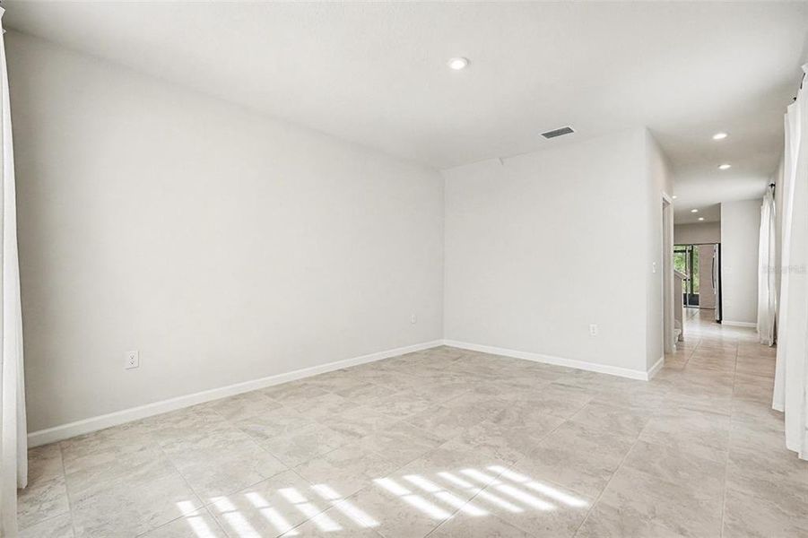 Spacious, unfurnished interior of a new home in , New Port Richey (Image 23).