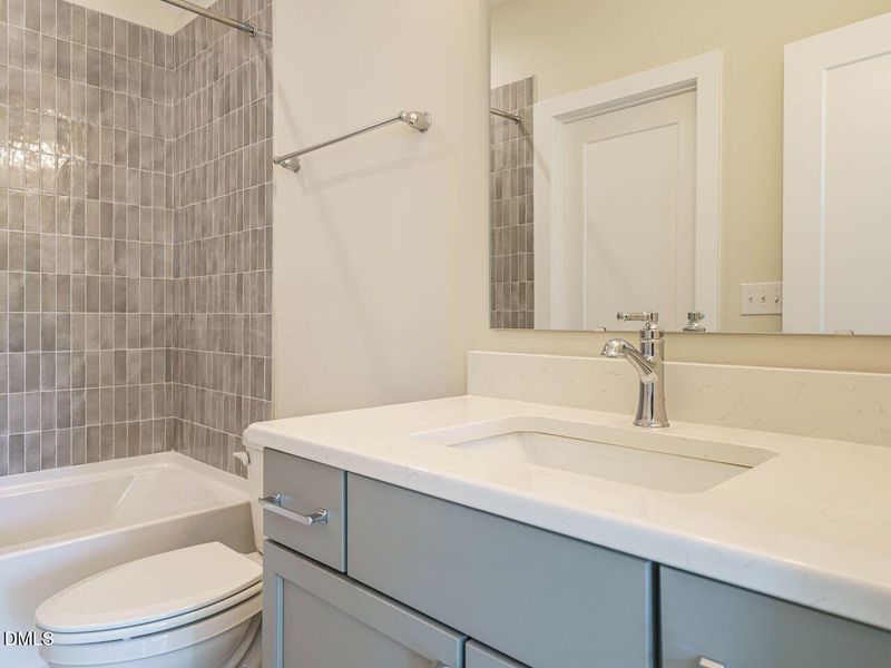 029-1280x960-bathroom