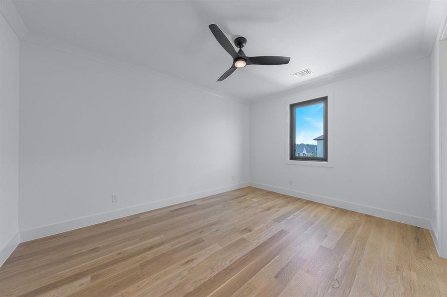 Spacious, unfurnished interior of a new home in The Resort on Eagle Mt. Lake, Fort Worth (Image 22). Spacious, unfurnished interior of a new home in The Resort on Eagle Mt. Lake, Fort Worth (Image 22).