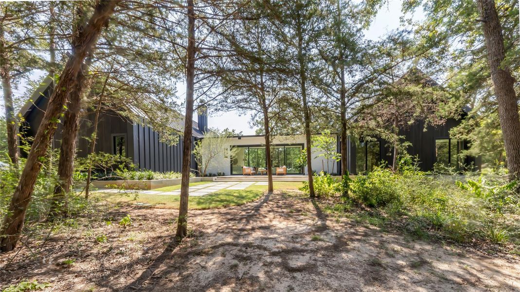 Image 47 of a home in .