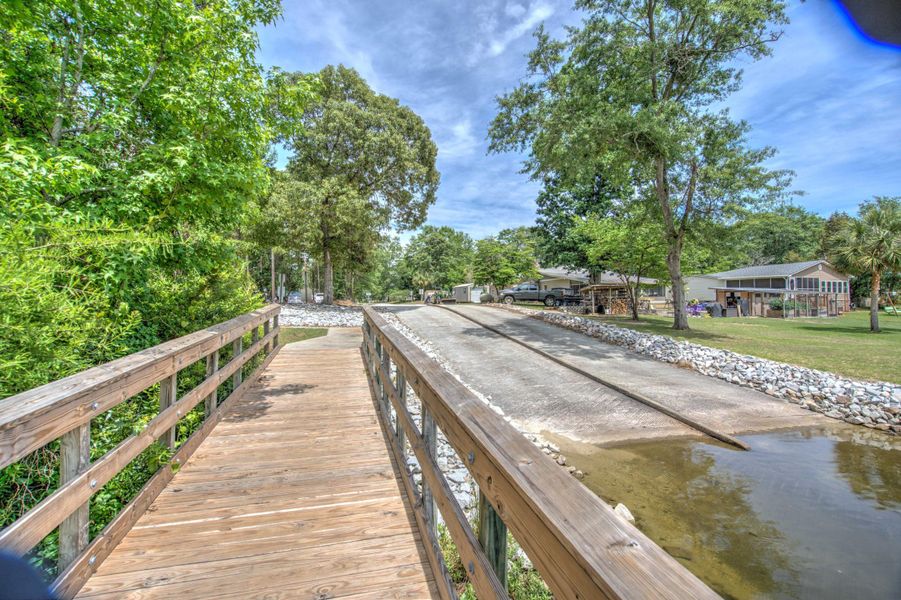 Natural landscape and outdoor views near  in Summerton (Image 49).