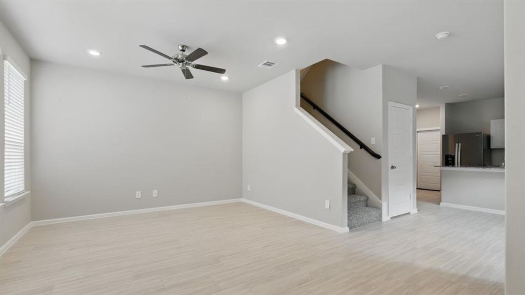 Spacious, unfurnished interior of a new home in Orchard Village, Fort Worth (Image 25). Spacious, unfurnished interior of a new home in Orchard Village, Fort Worth (Image 25).