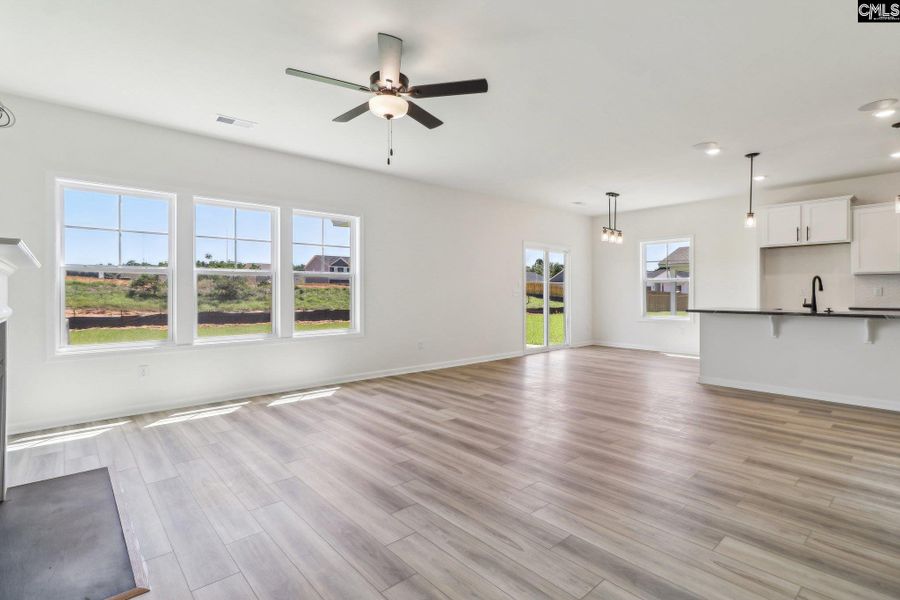 Spacious, unfurnished interior of a new home in Raglins Creek, Lugoff (Image 14).