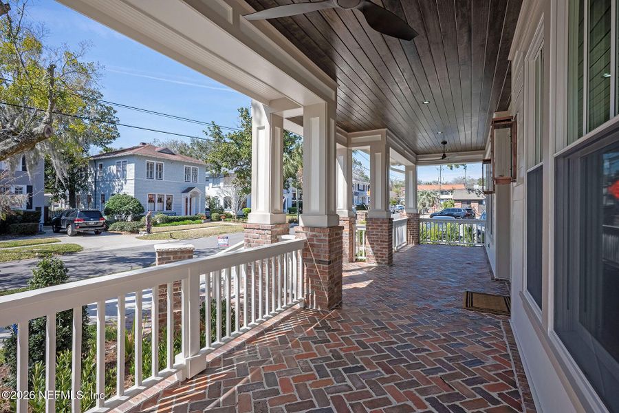 Exterior details and patio area of a home in , Jacksonville (Image 47).