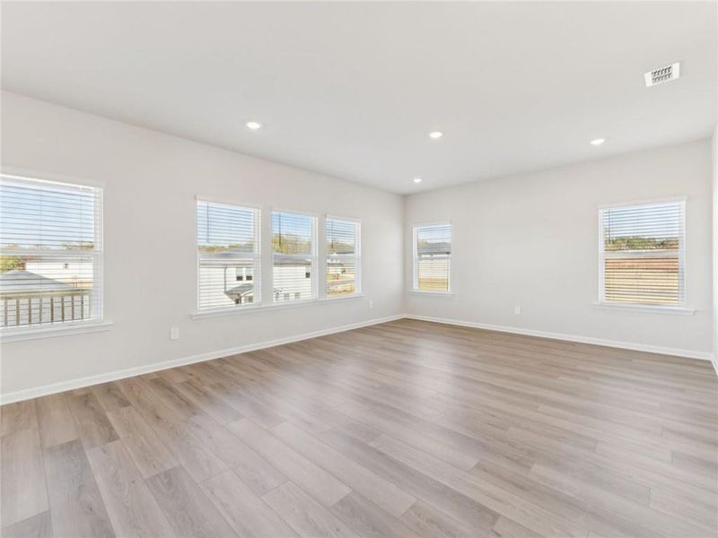 Spacious, unfurnished interior of a new home in Preserve at Mountain Creek, Pendergrass (Image 12).