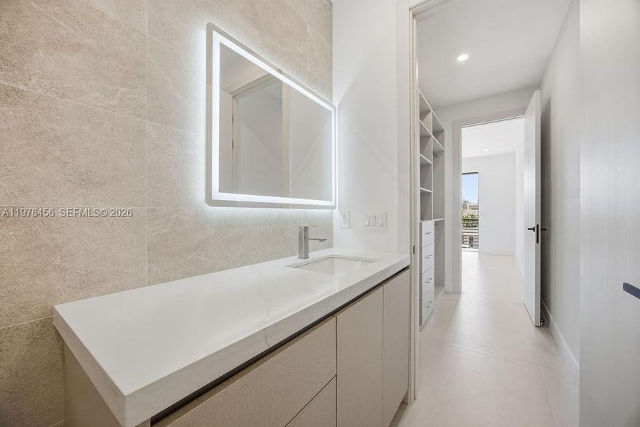 Furnished interior view inside a new home in , Fort Lauderdale (Image 18).